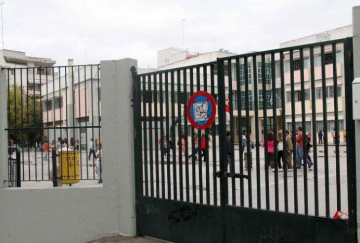 Εύοσμος: 5χρονος τραυματίστηκε σοβαρά στο δάχτυλο μέσα σε νηπιαγωγείο – Υποβλήθηκε σε επέμβαση συγκόλλησης